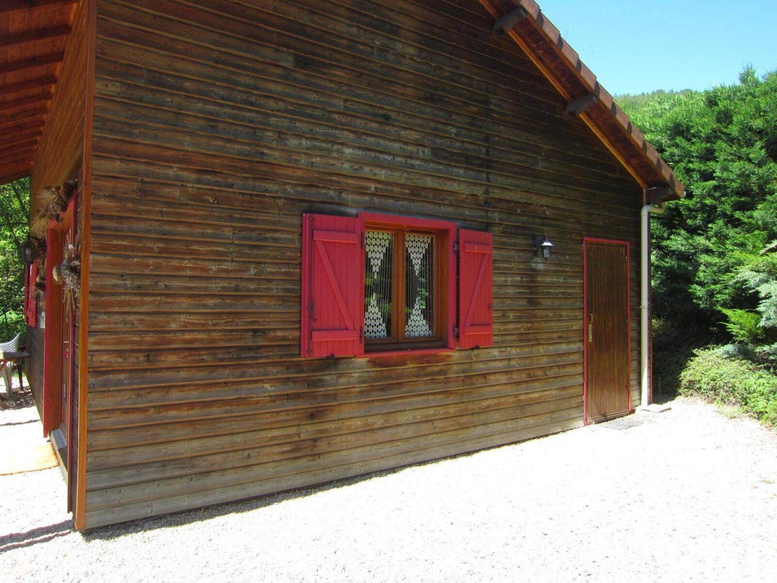 Les Chalets De La Vigne Grande Saint-Floret Buitenkant foto