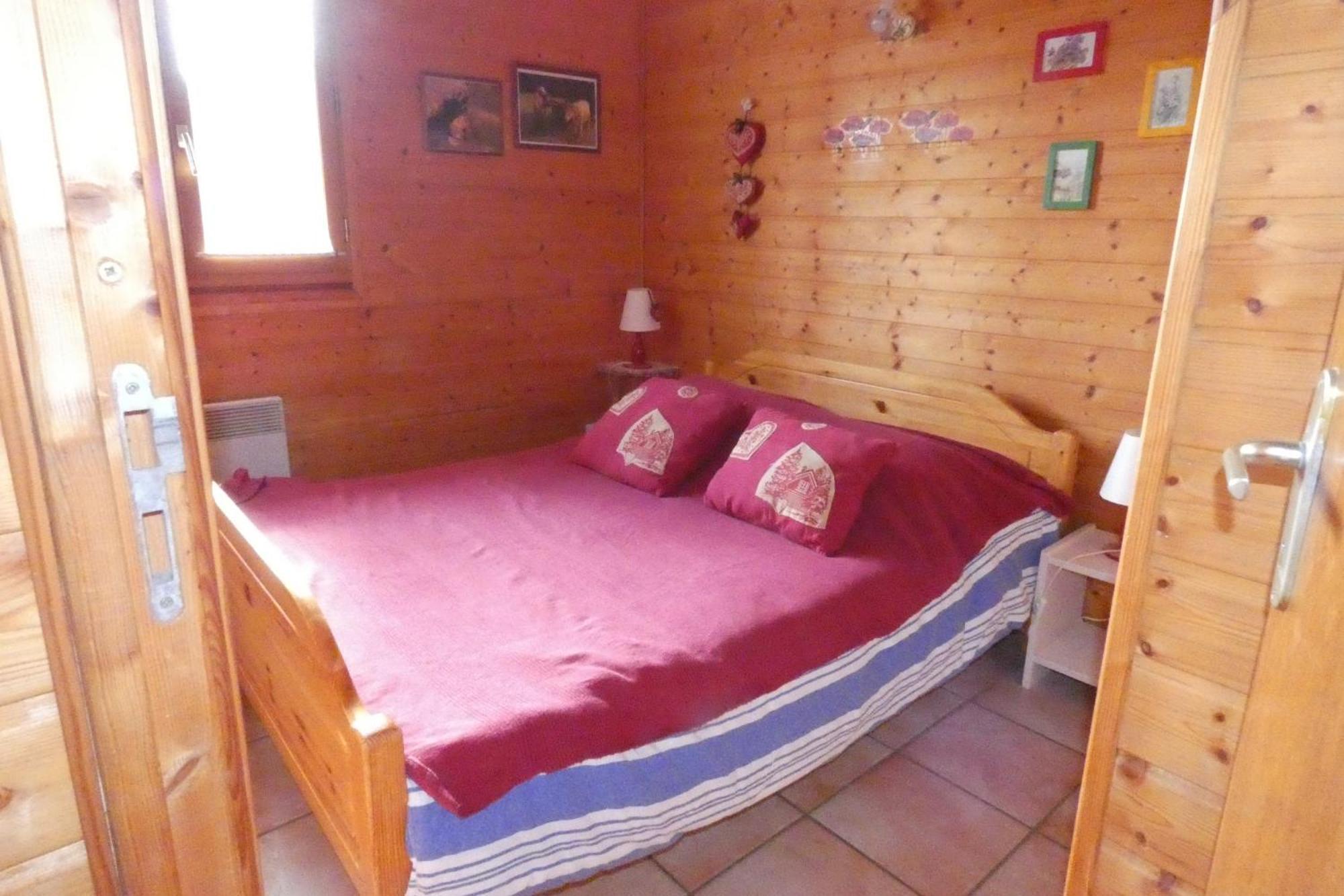 Les Chalets De La Vigne Grande Saint-Floret Buitenkant foto